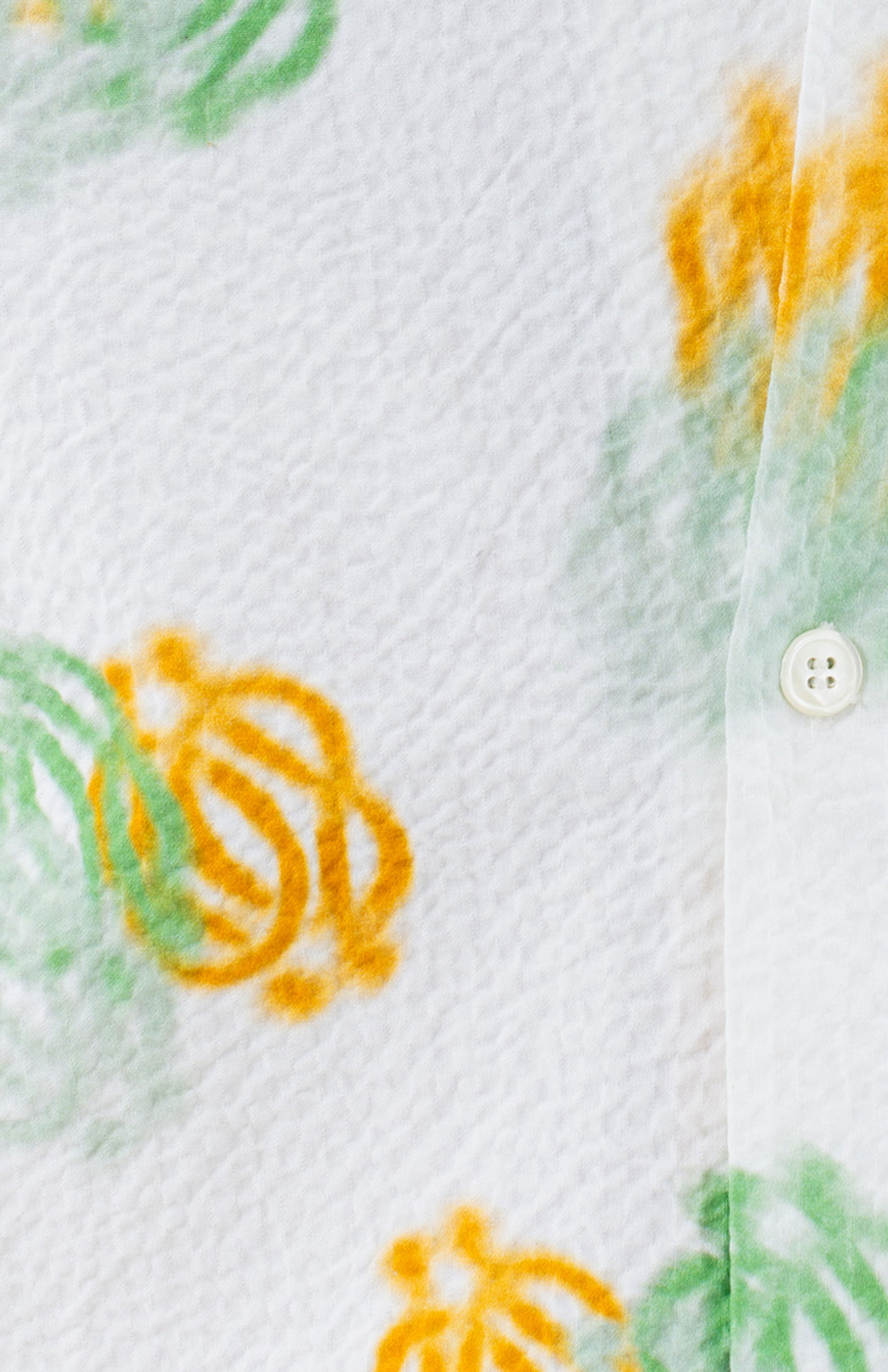 White shirt Brian Elstak