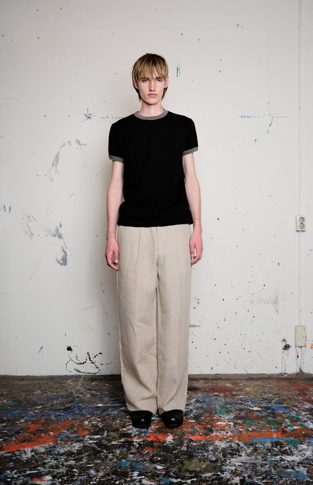 Black ringer t-shirt