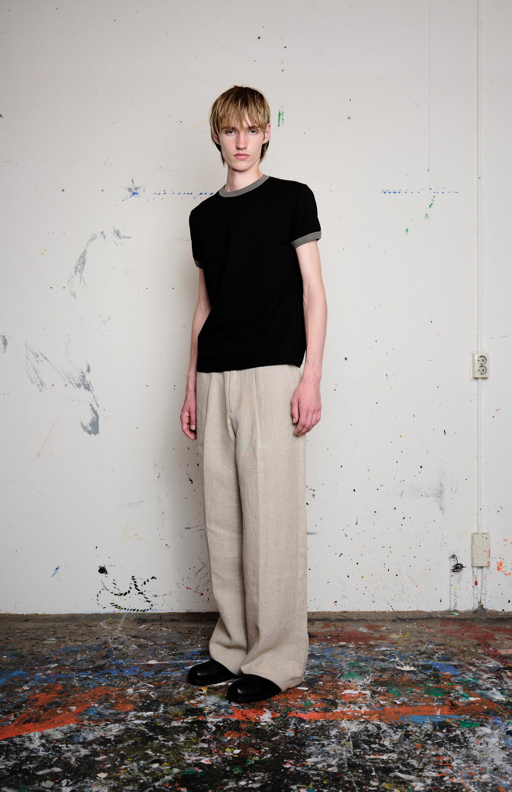 Black ringer t-shirt
