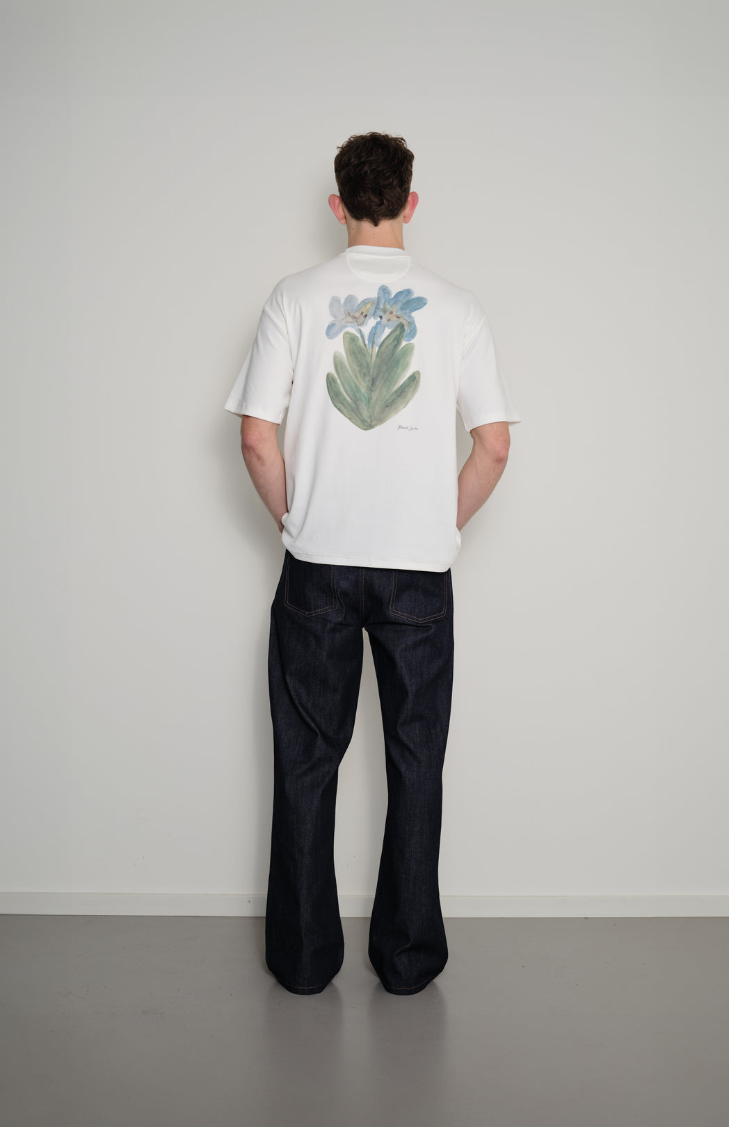 Off-white primrose t-shirt