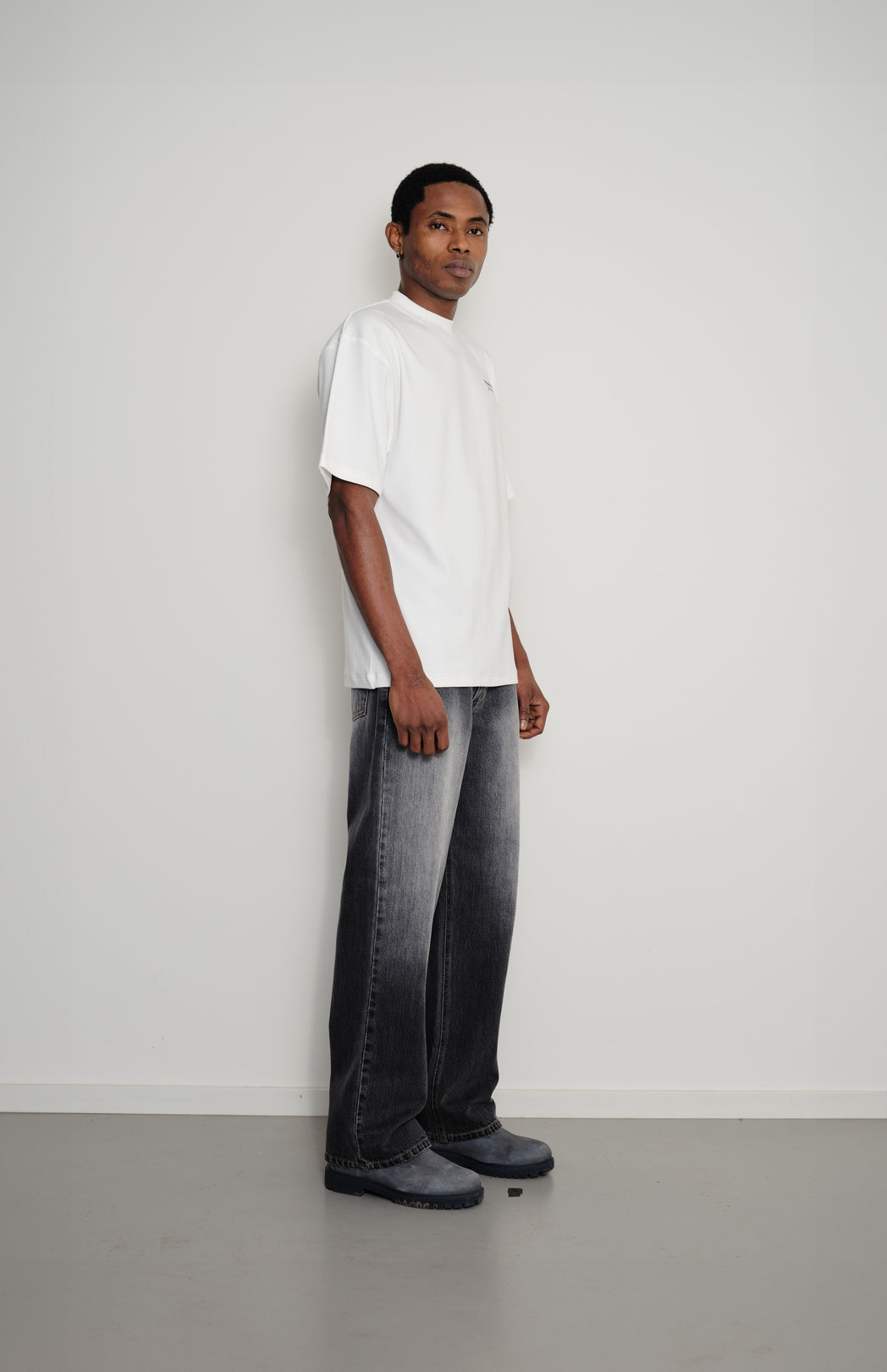 Off-white saxifrage t-shirt